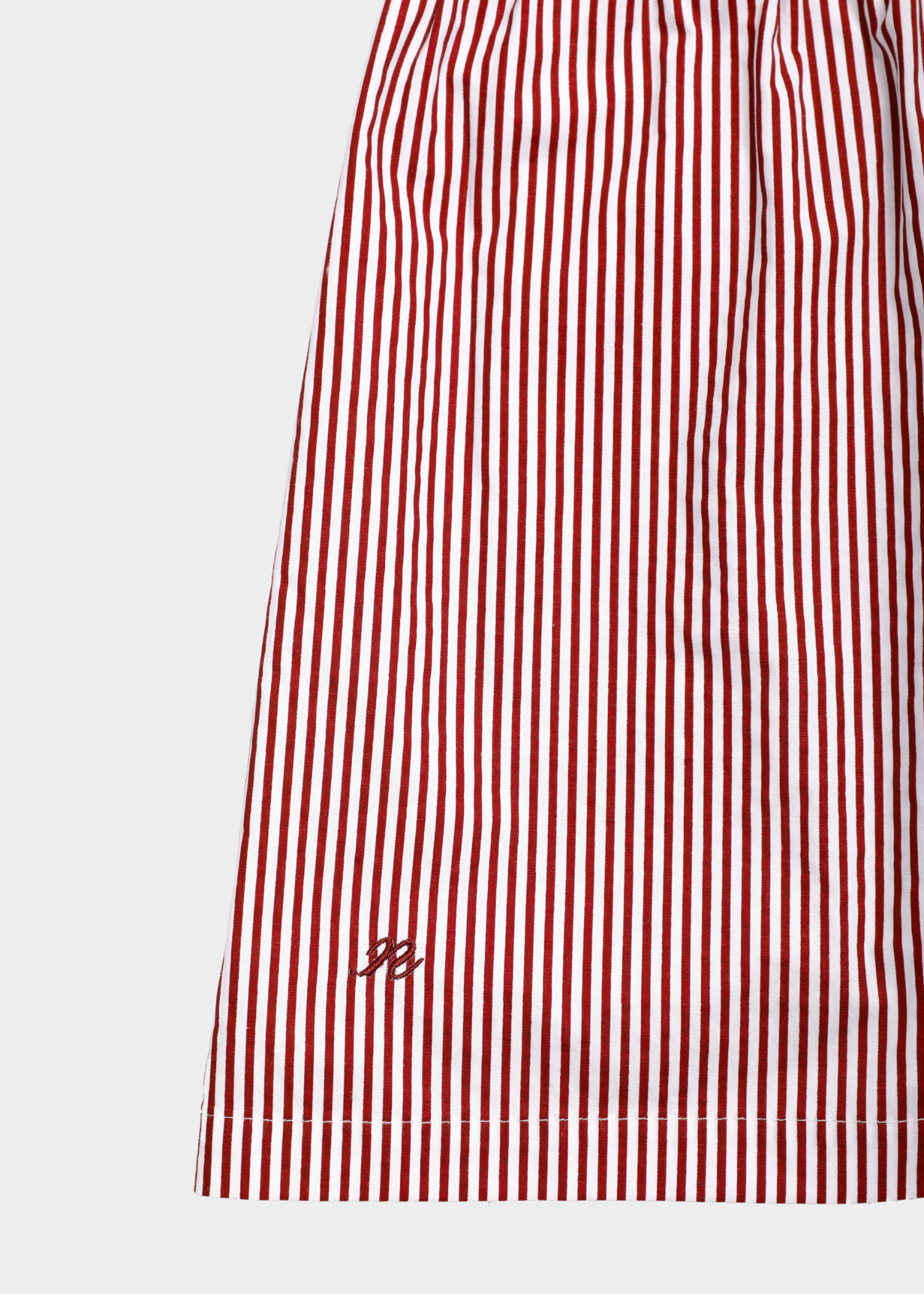 noted antwerp ARIANA SHORTS Logo detail