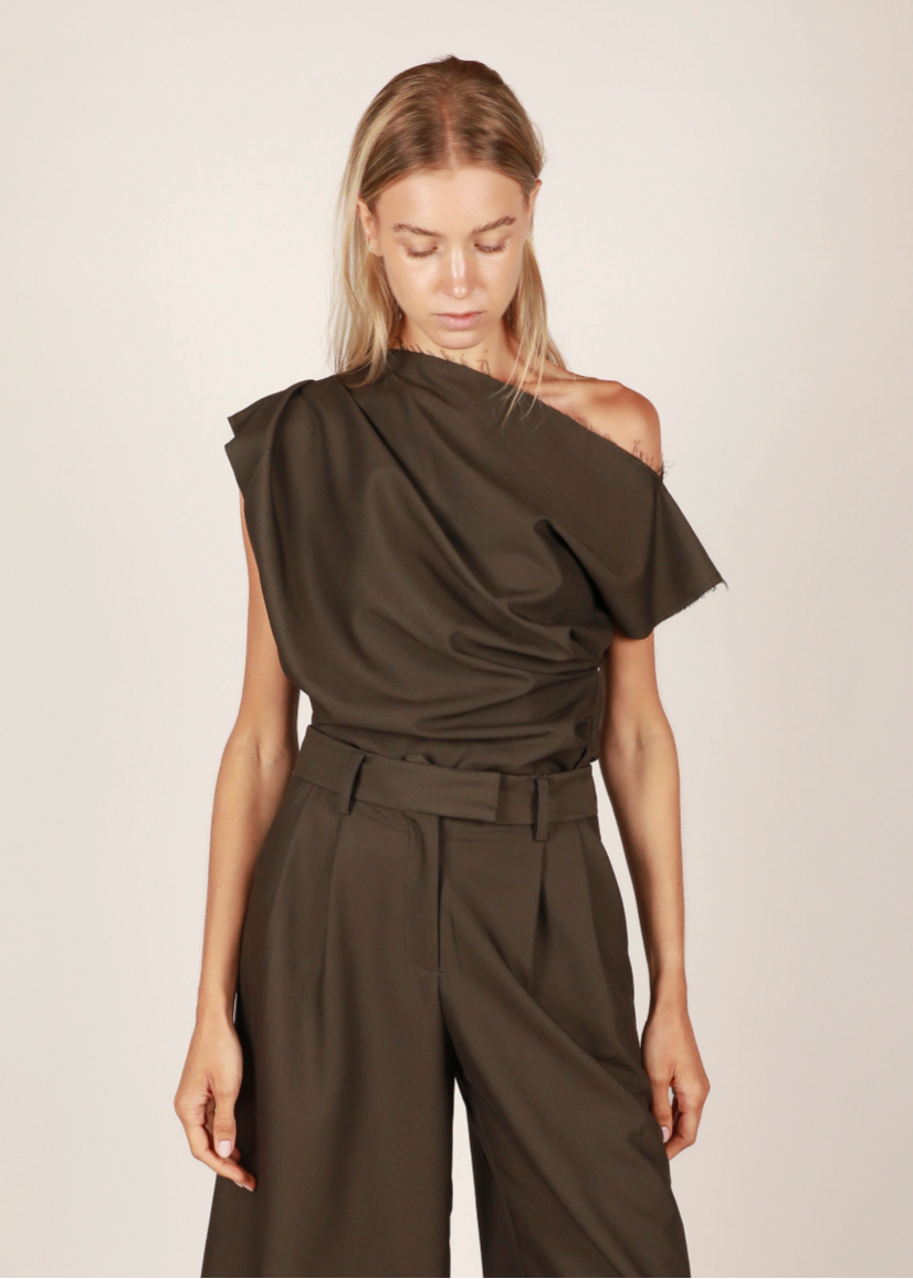 BO TOP NOTED KHAKI