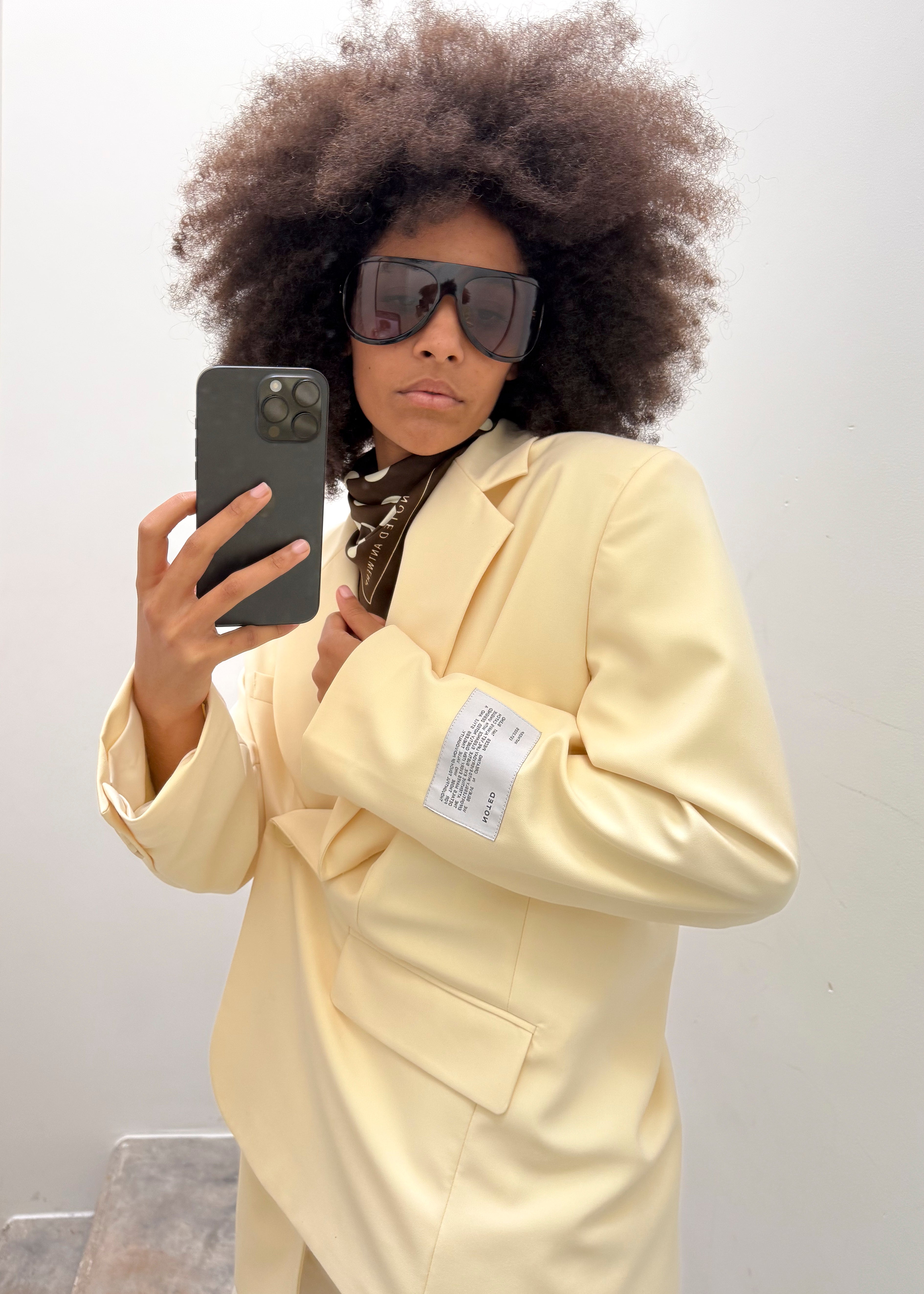 Carli blazer - butter yellow