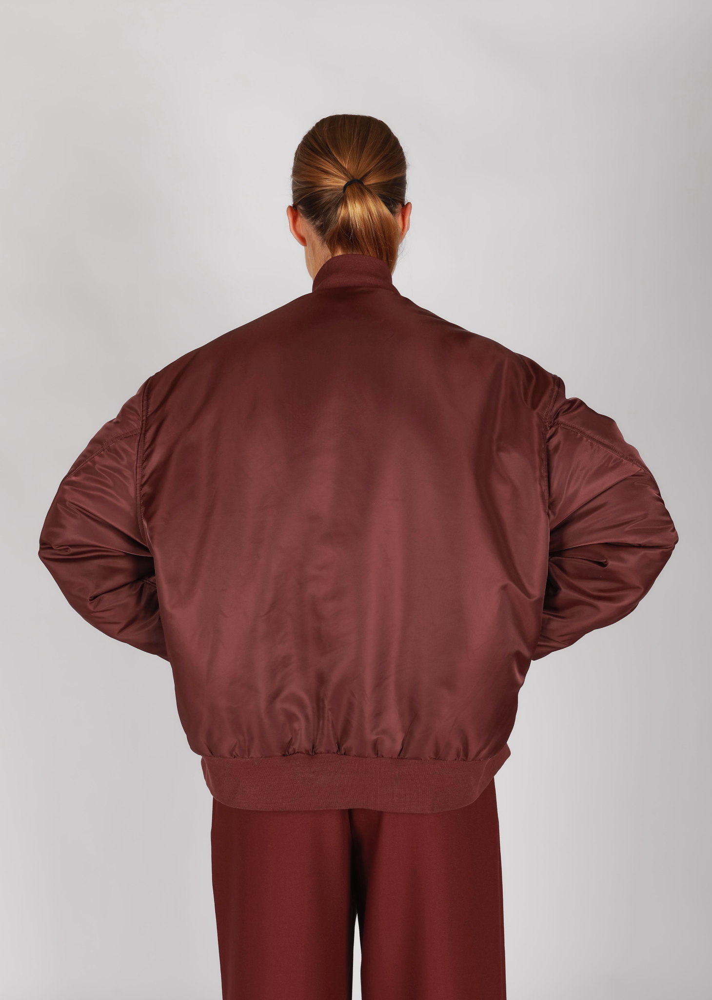 NOTED ANTWERP - Alan bomber back