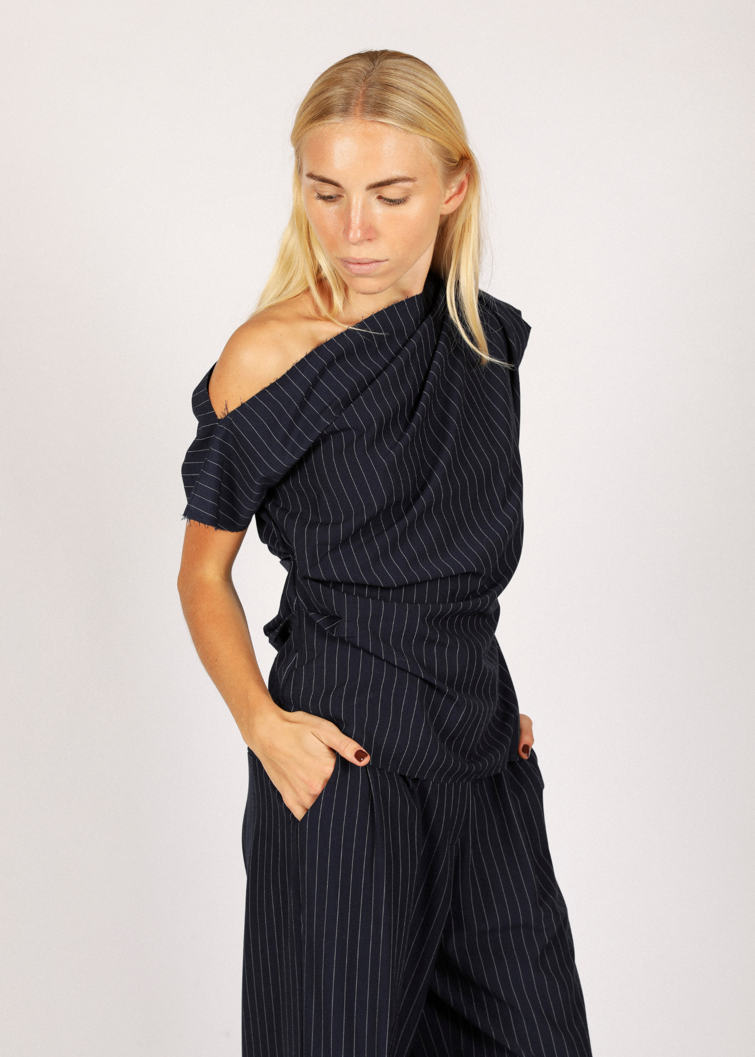 Bo top - dark blue striped